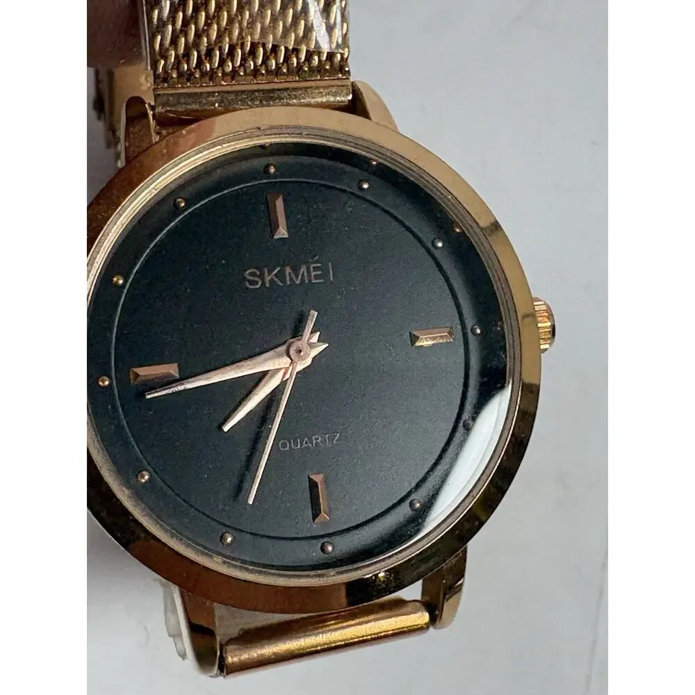 SKMEI 1528 Women’s Rose Gold Mesh Band Quartz Watch Black Dial Analog